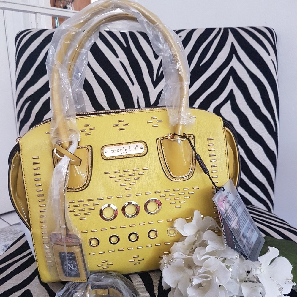 Hand bag